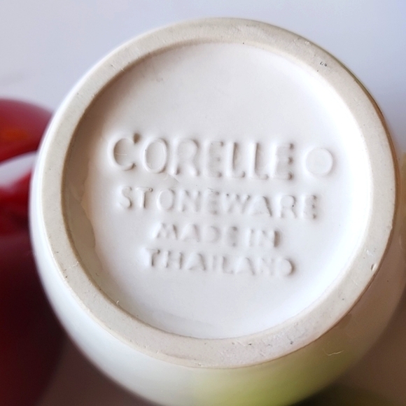 ☆4 pieces of Mixed Match Corelle. Coffee/ Tea Mugs. ☆ - Picture 6 of 12